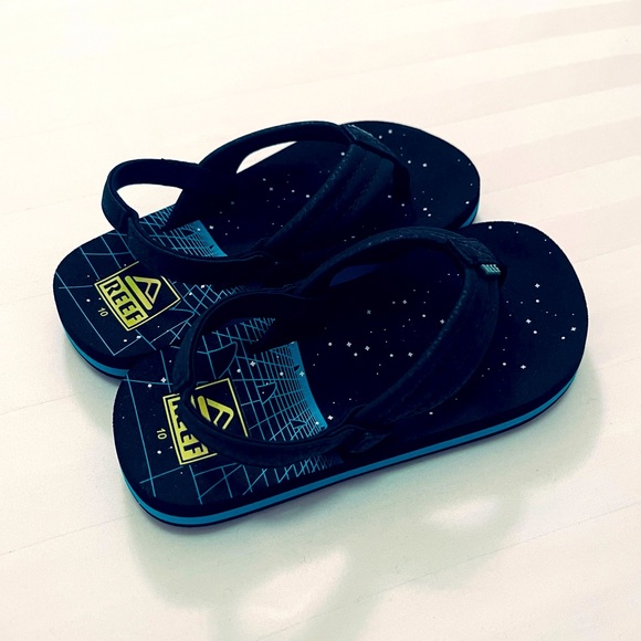 Reef Thong Sandal - Picture 4 of 7